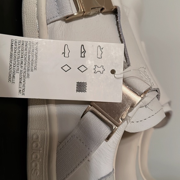 Brand new  Adidas shoes for women size 6 leather new - Picture 3 of 9